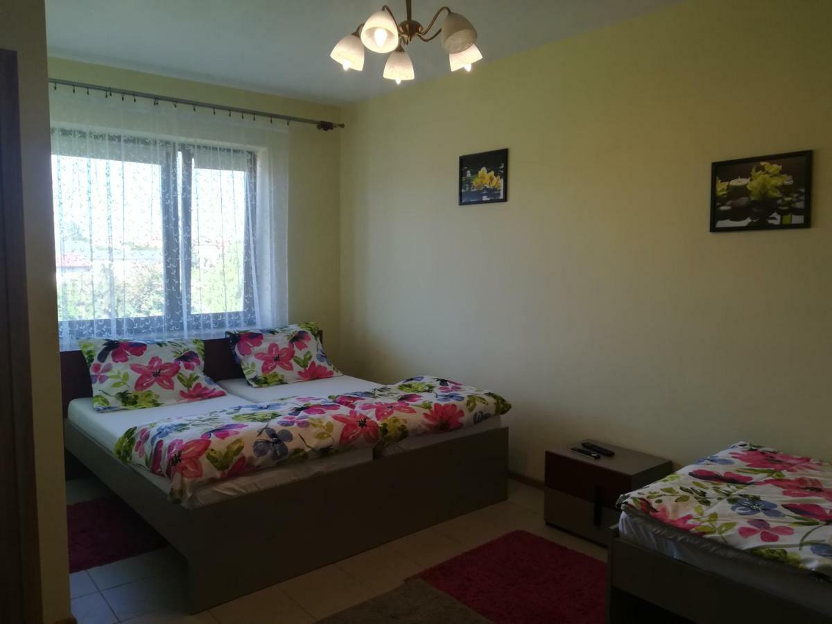 Pokoje Goscinne Lawenda Ii Homestay